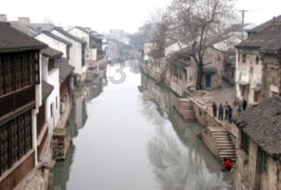 在恋爱中，女生应该如何把握住主动权呢？游戏画面